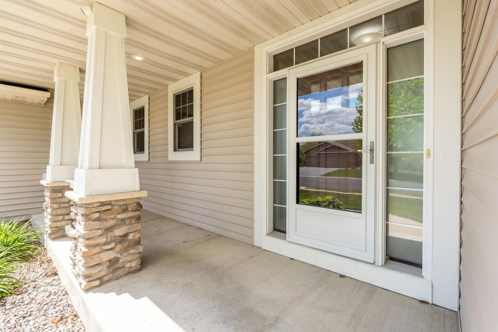 Photo of 517 Appaloosa Avenue, Shakopee, MN 55379 (MLS # 7082021)