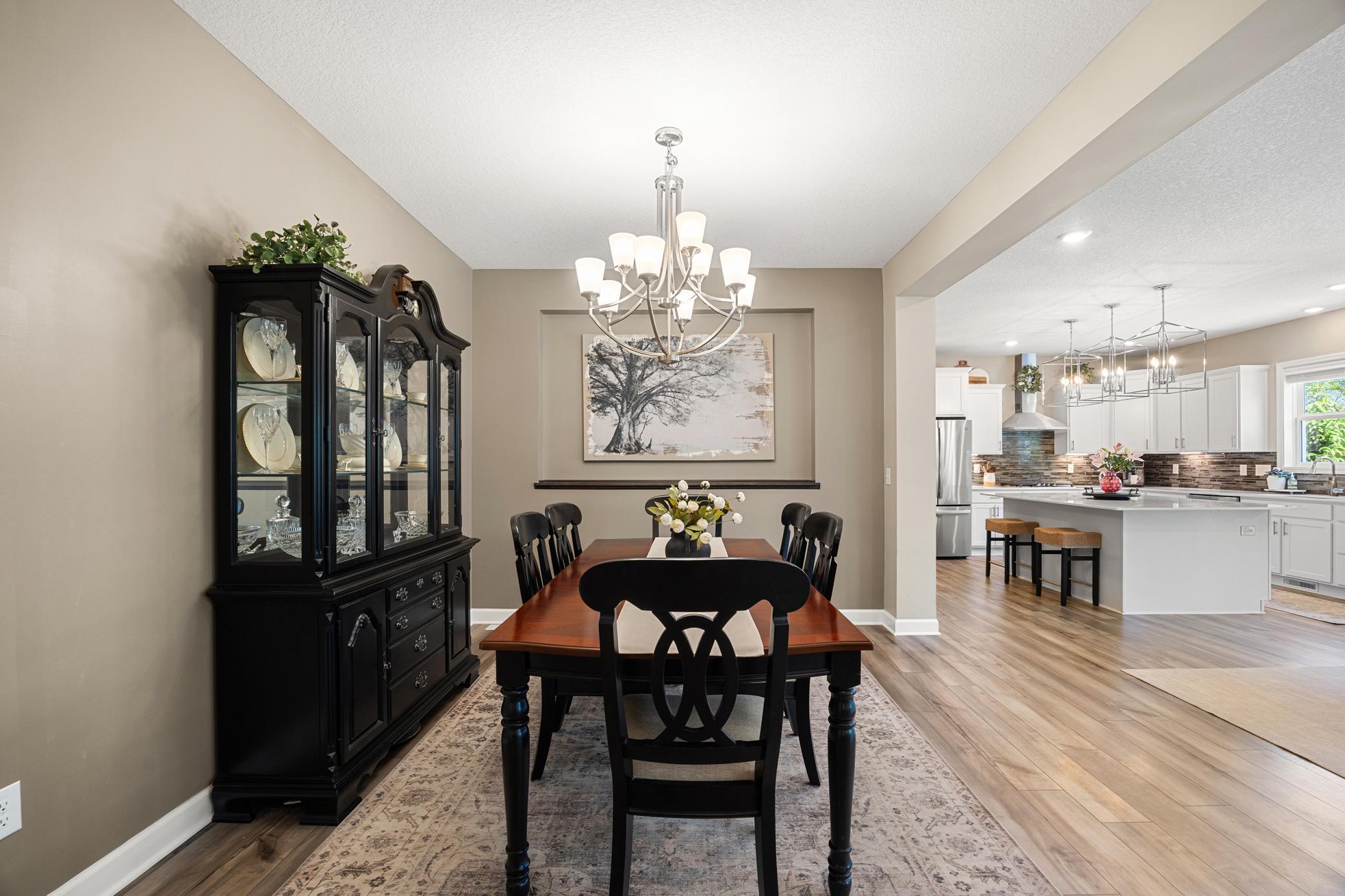 7228 Auburn Lane