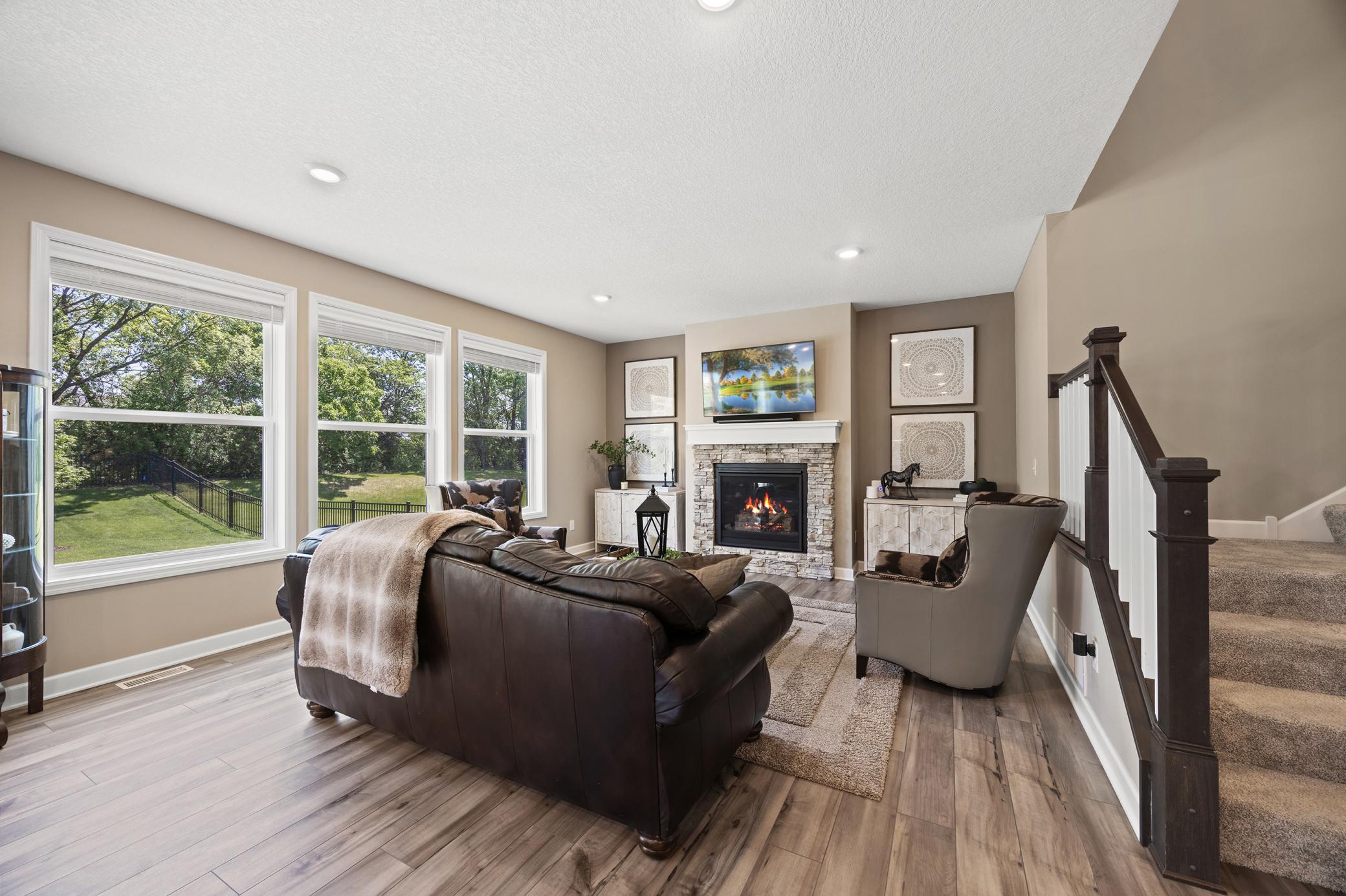 7228 Auburn Lane