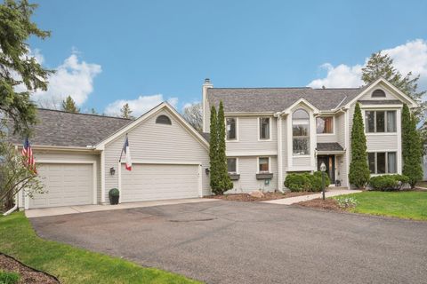 9762 Wedgewood Alcove Woodbury MN 55125