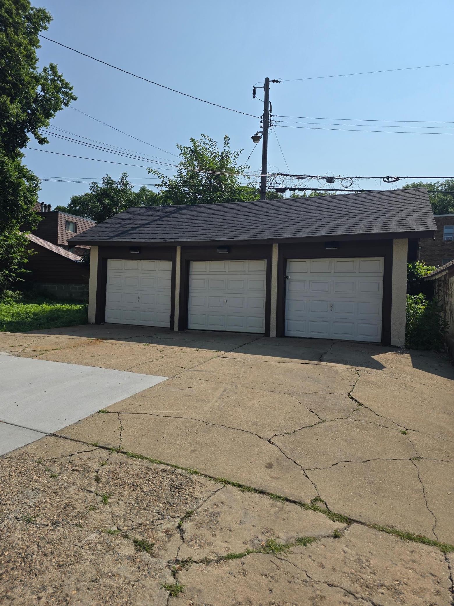 2017 Grand Avenue S