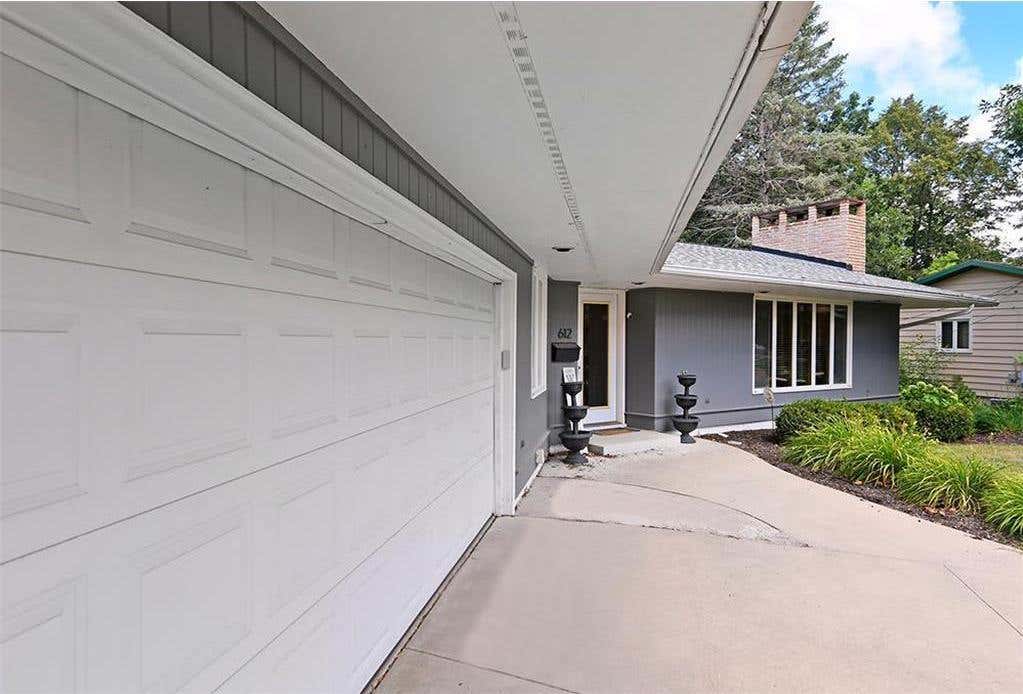 Photo of 612 7th Avenue SW, Faribault, MN 55021 (MLS # 7090312)