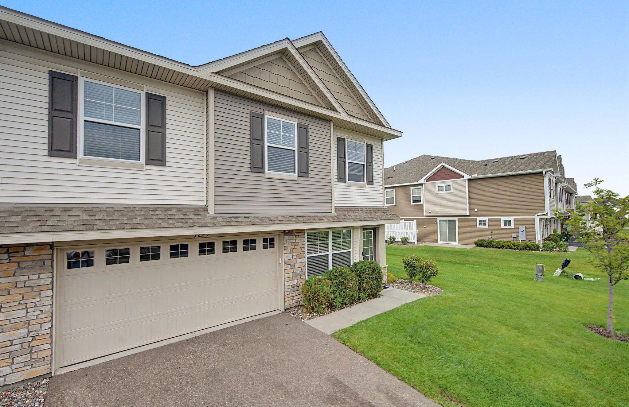 7225 Elmo Court