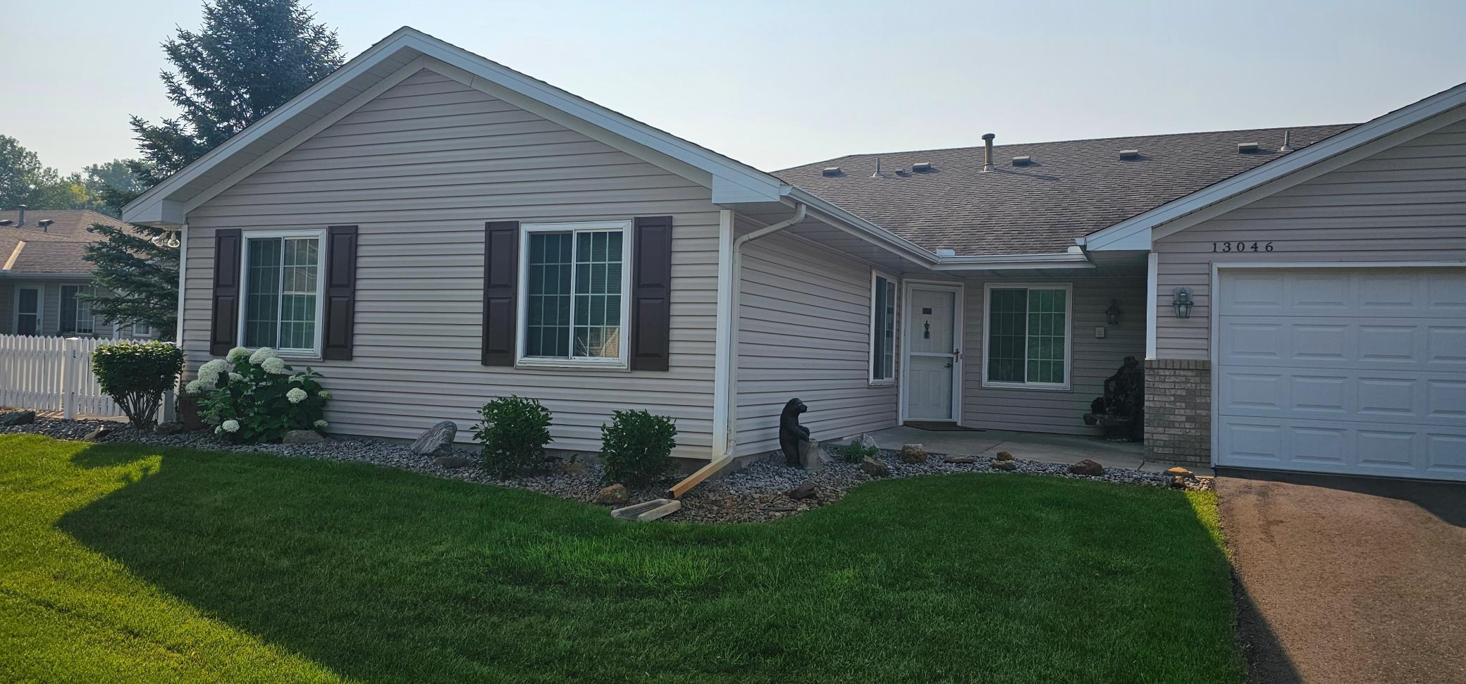 13046 Brookside Lane N