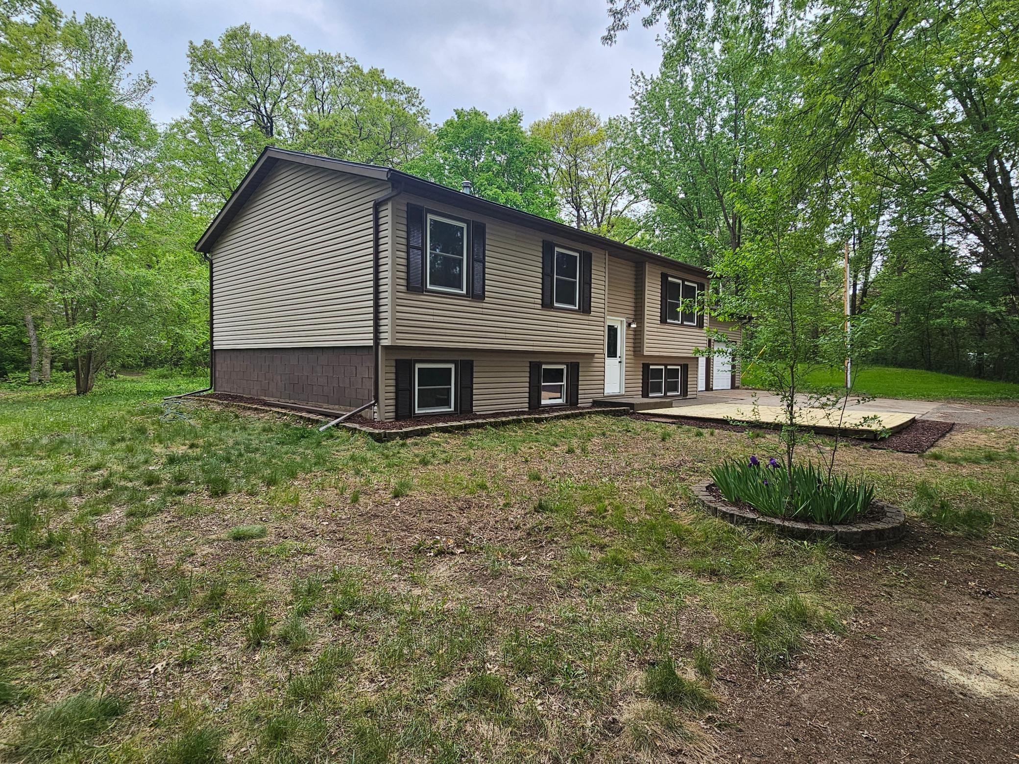 8842 288th Lane NE