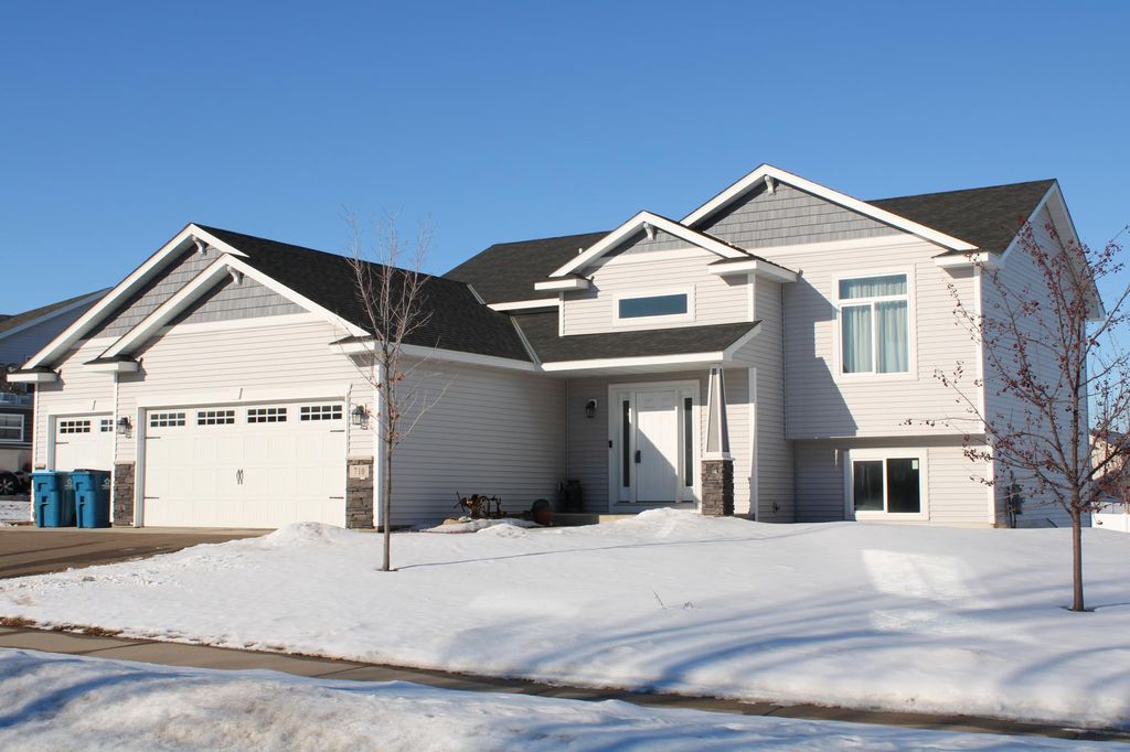 Photo of 710 Lauren Avenue, Clearwater, MN 55320 (MLS # 7018191)