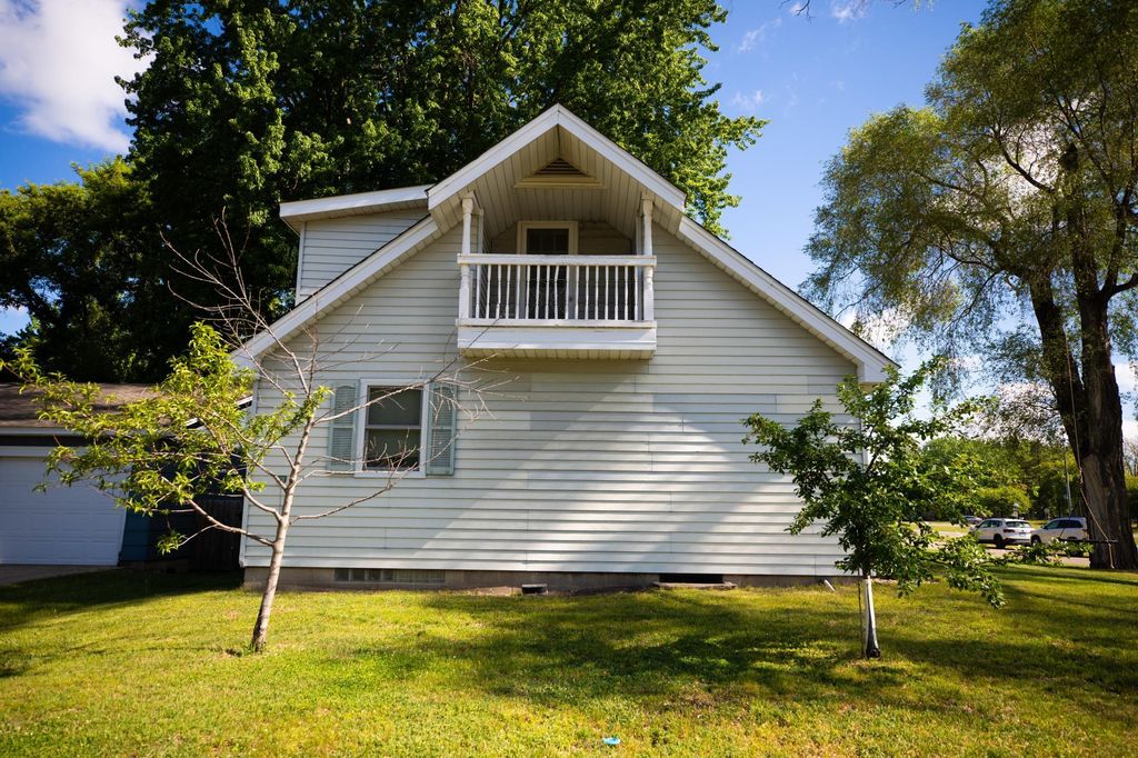 Photo of 520 8th Street, Farmington, MN 55024 (MLS # 7072606)