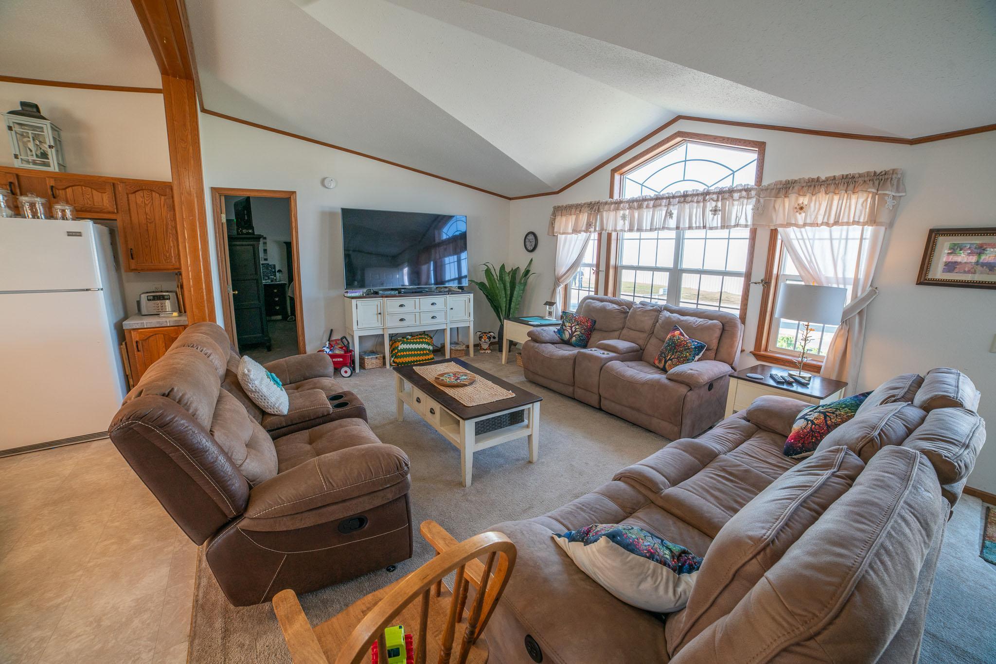 18 Cedar Avenue SE
