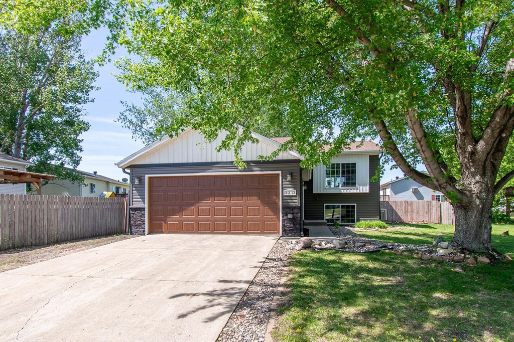 Photo of 3313 39th Street S, Moorhead, MN 56560 (MLS # 7084274)