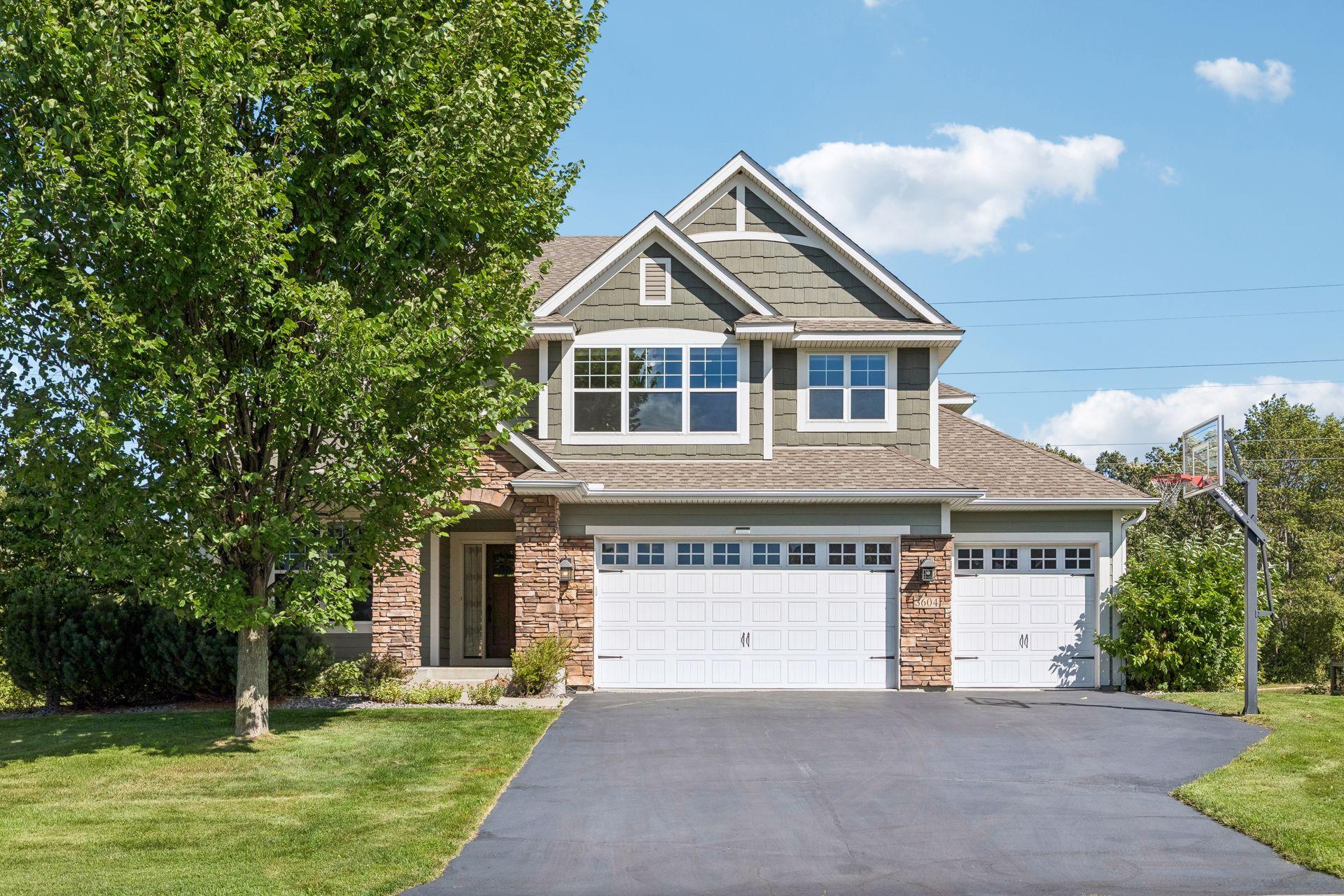 3604 Sawgrass Trail S