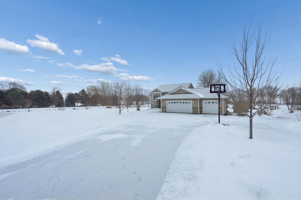 Photo of 1535 73rd Avenue, Roberts, WI 54023 (MLS # 7009721)