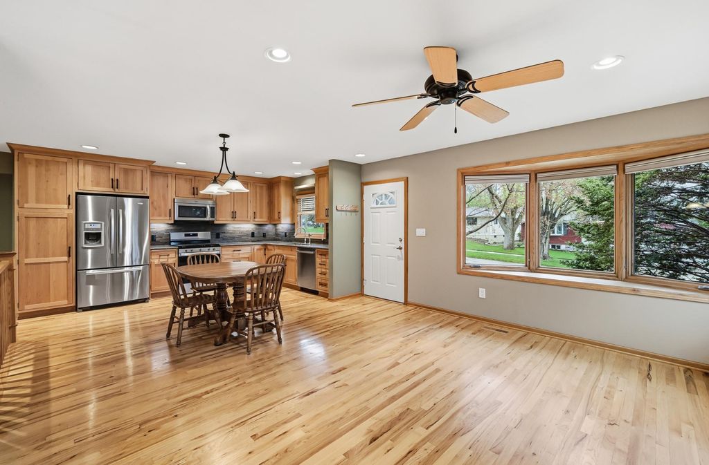 Photo of 820 26th Street NW, Rochester, MN 55901 (MLS # 7063162)