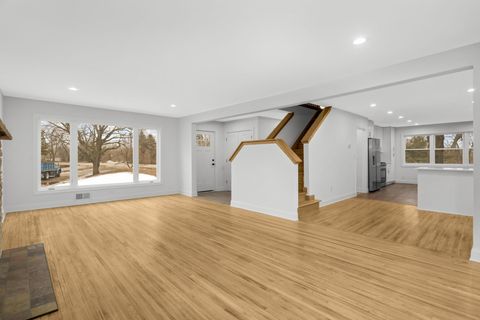 1077 Century Avenue S Maplewood MN 55119