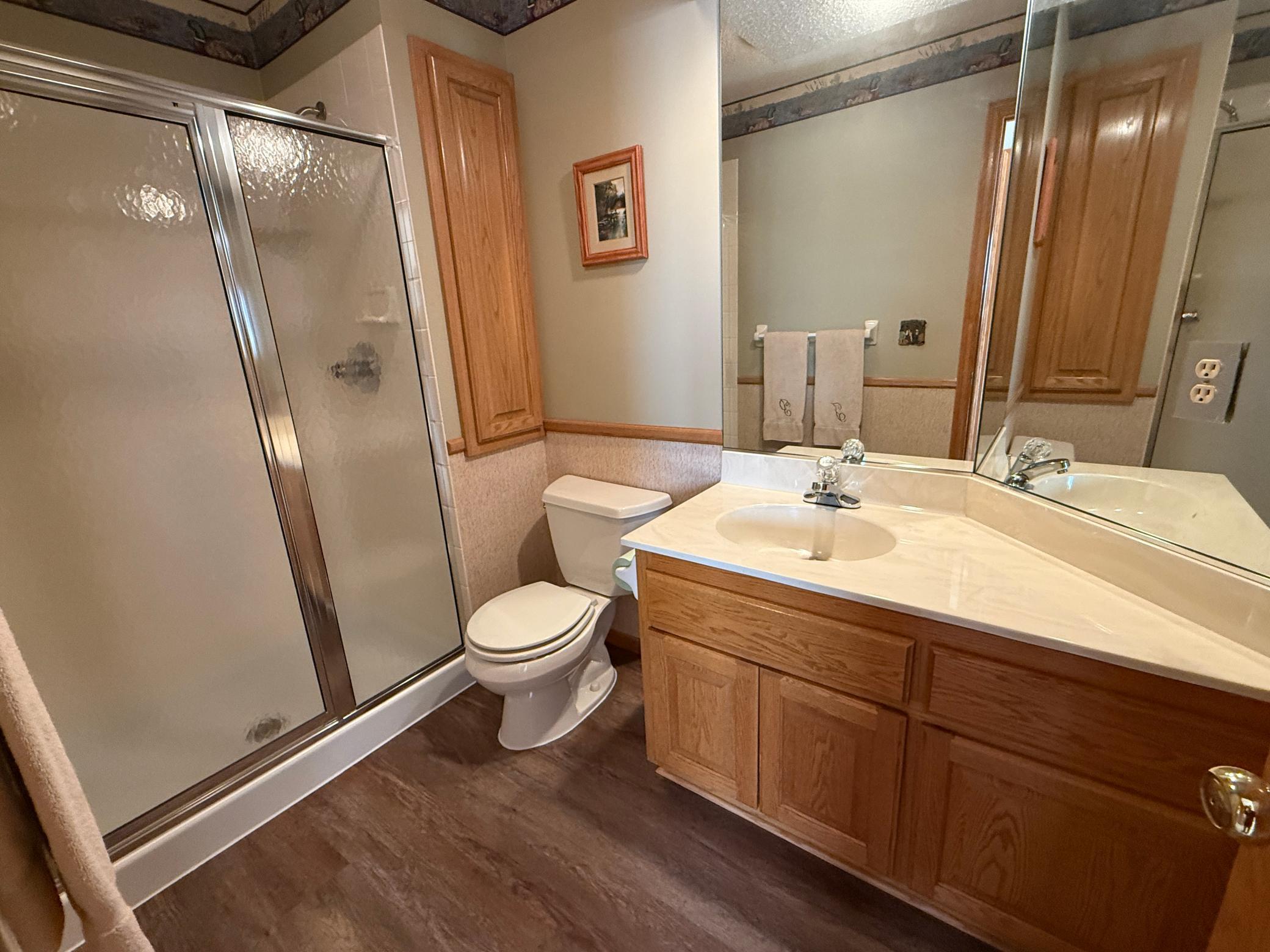 5415 Teakwood Lane N