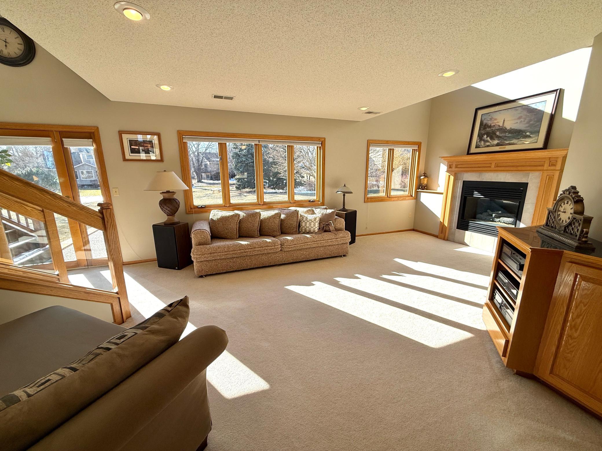 5415 Teakwood Lane N