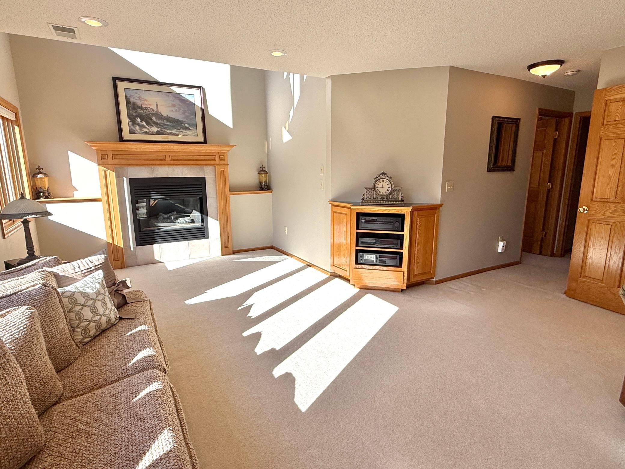 5415 Teakwood Lane N