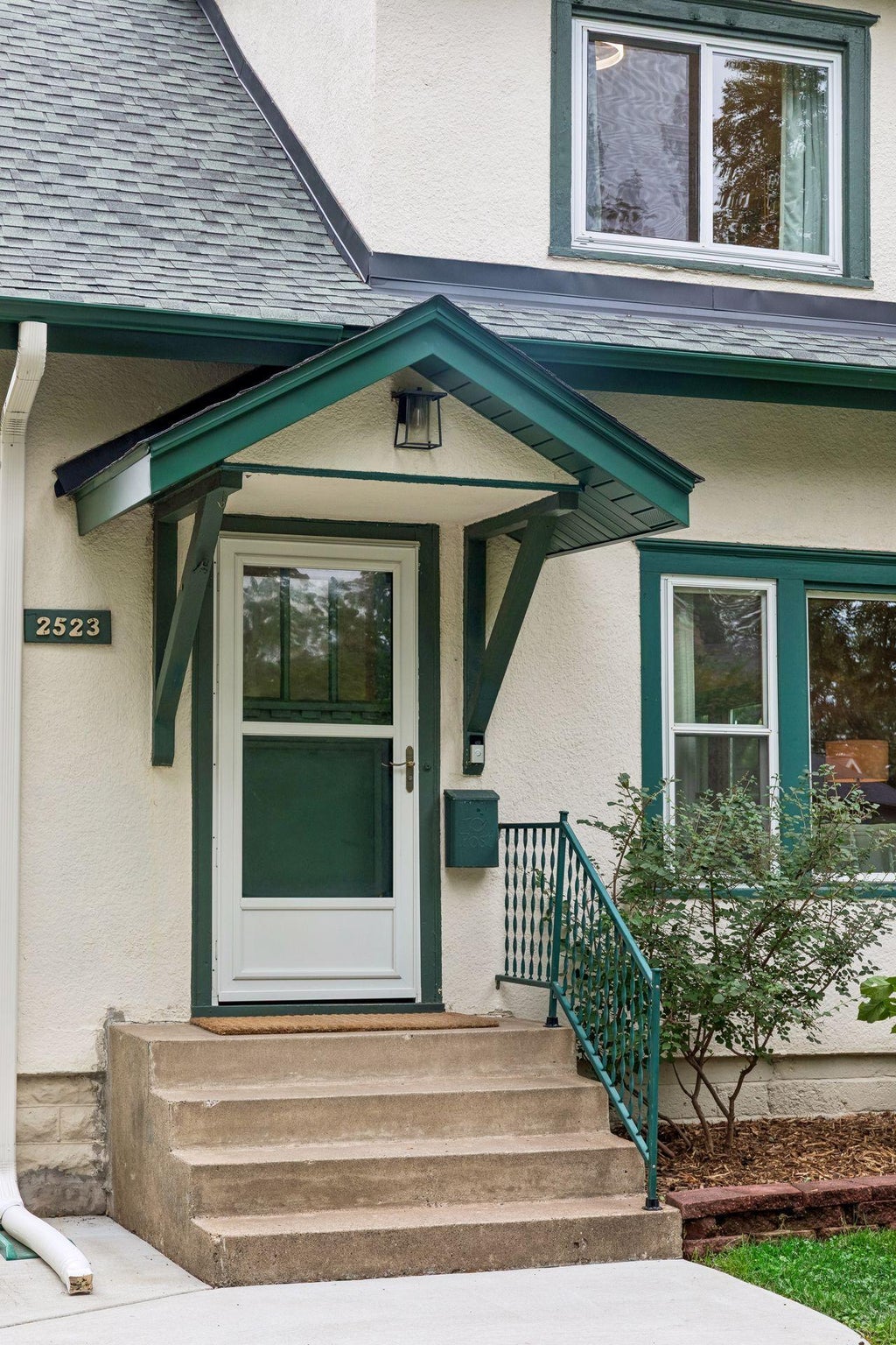 Photo of 2523 Arthur Street NE, Minneapolis, MN 55418 (MLS # 7138540)