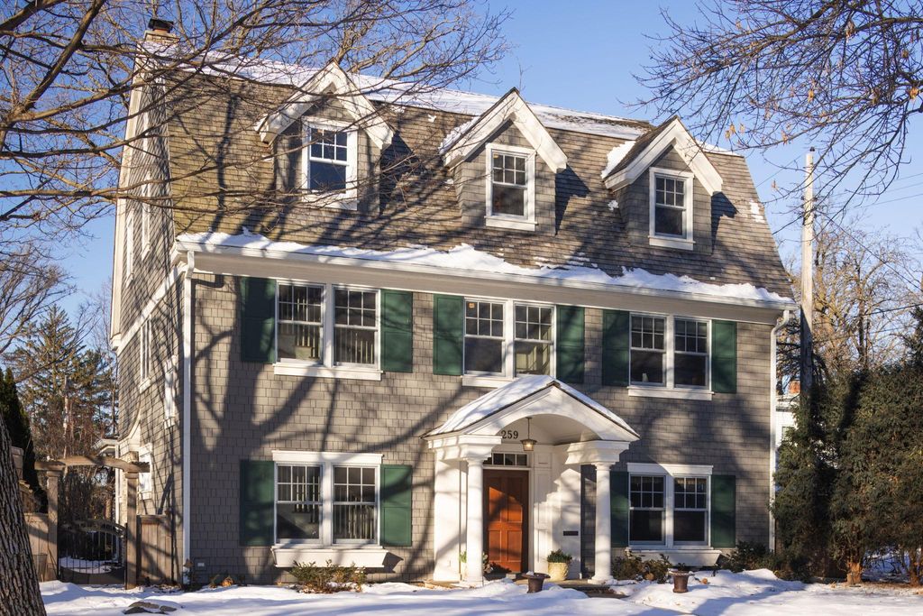 Photo of 259 Woodlawn Avenue, Saint Paul, MN 55105 (MLS # 7008296)