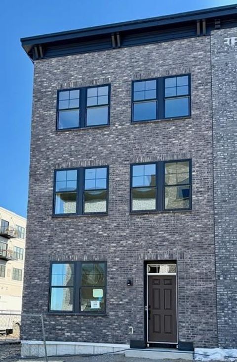 838 Woodlawn Avenue Saint Paul MN 55116