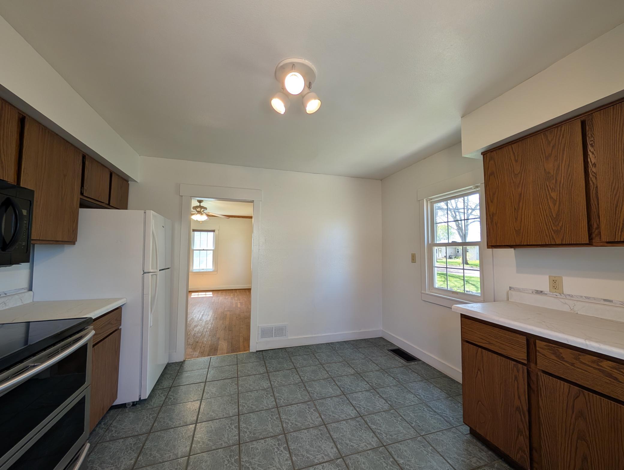 160 10th Street