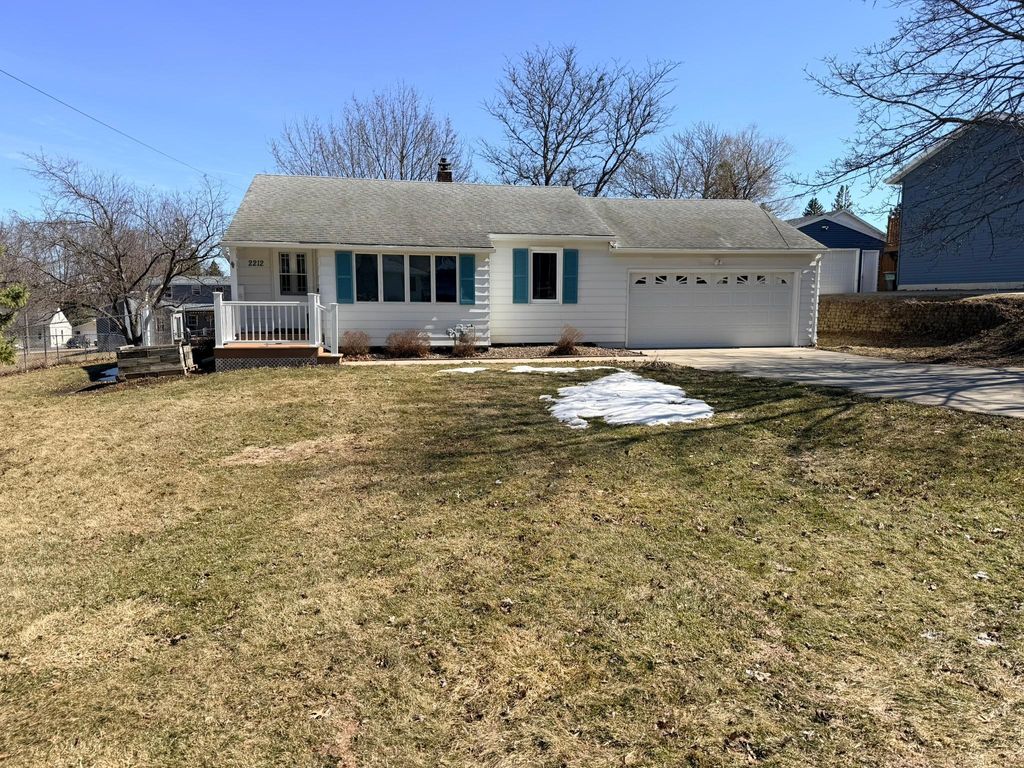 Photo of 2212 4th Avenue SW, Rochester, MN 55902 (MLS # 7041516)