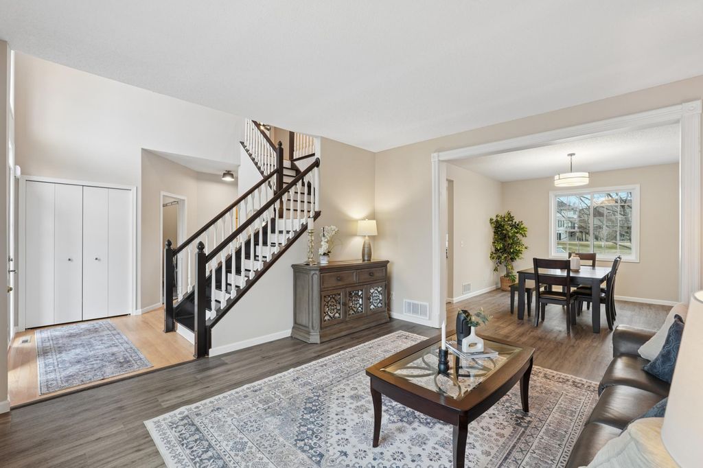 Photo of 2829 Eagle Valley Circle, Woodbury, MN 55129 (MLS # 7008041)