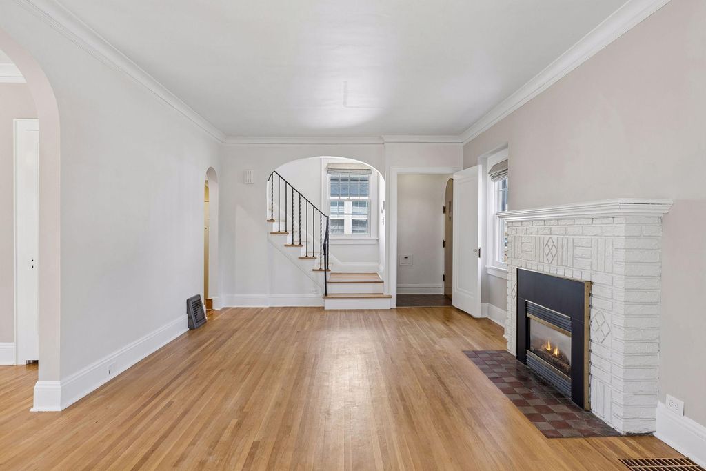 Photo of 5424 3rd Avenue S, Minneapolis, MN 55419 (MLS # 7000637)