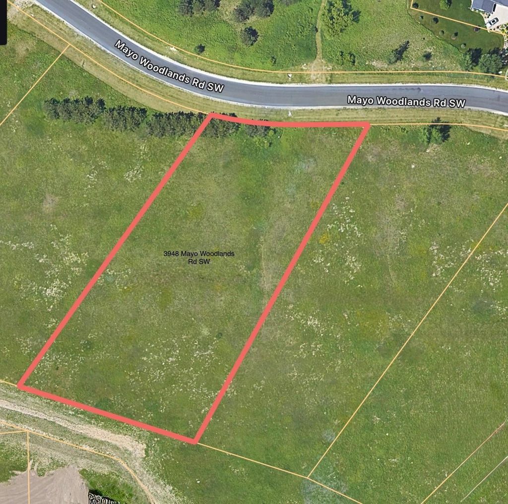 Photo of 3948 Mayo Woodlands Road SW, Rochester, MN 55902 (MLS # 7016937)