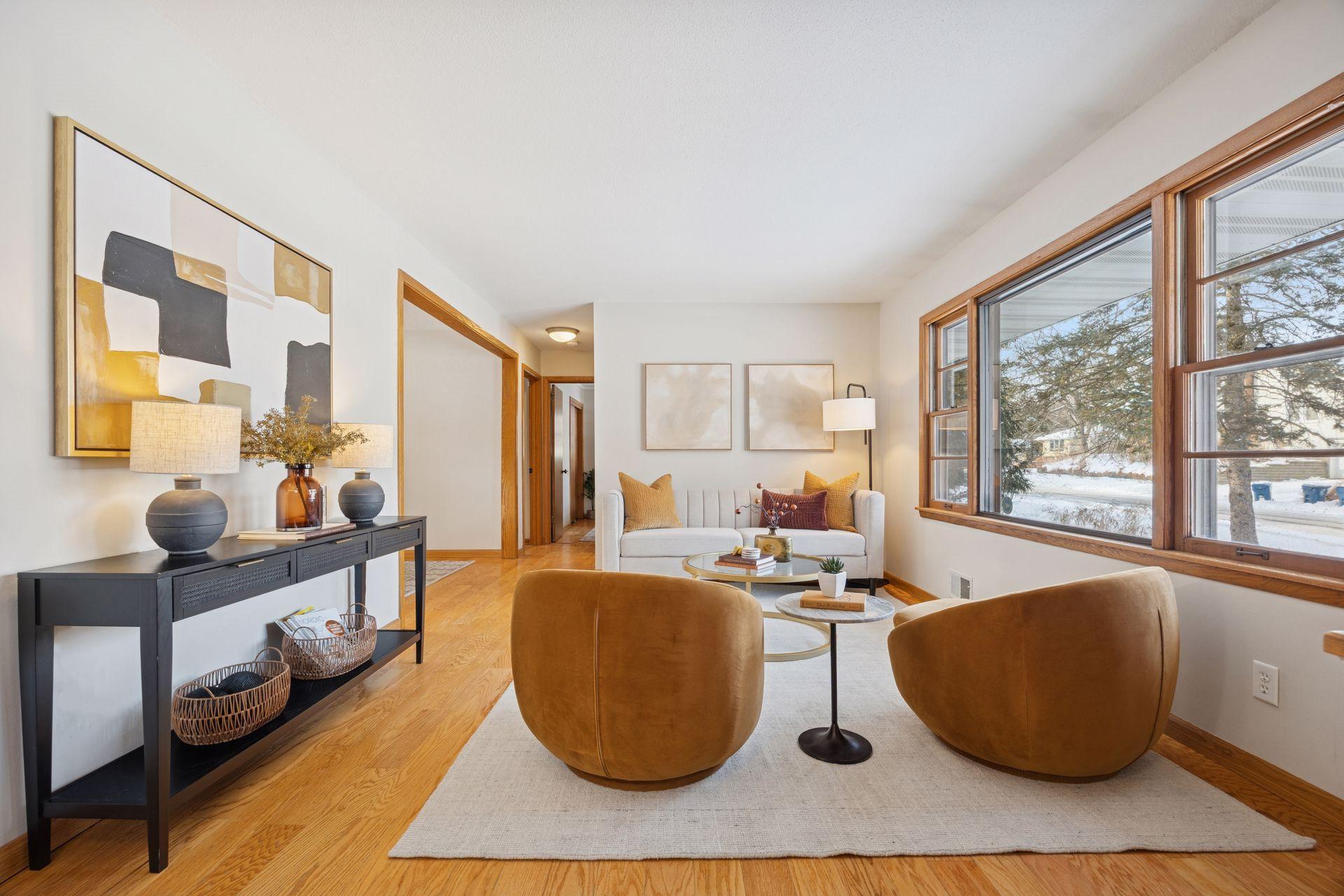 4213 Woodstock Avenue