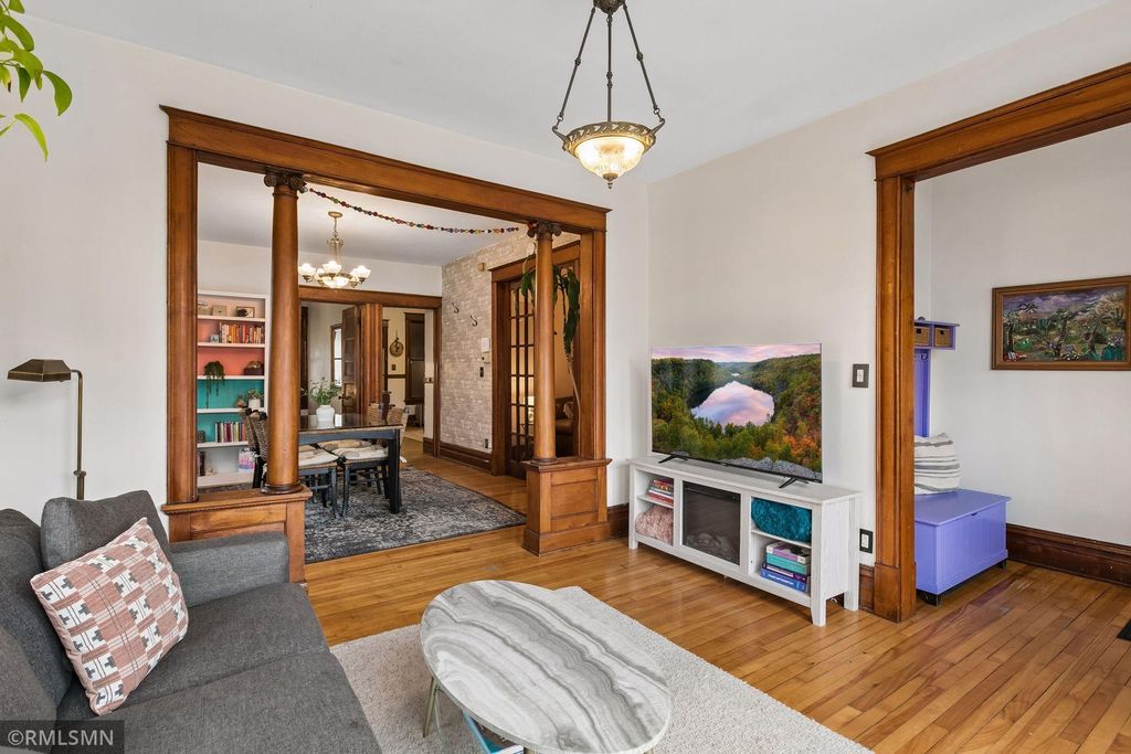 Photo of 400 8th Avenue NE #2, Minneapolis, MN 55413 (MLS # 7047690)