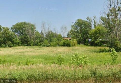 2405 Jennifer Lane Shakopee MN 55379