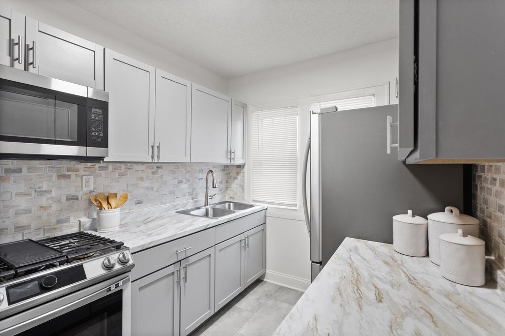 Photo of 3934 Washburn Avenue N, Minneapolis, MN 55412 (MLS # 7061665)