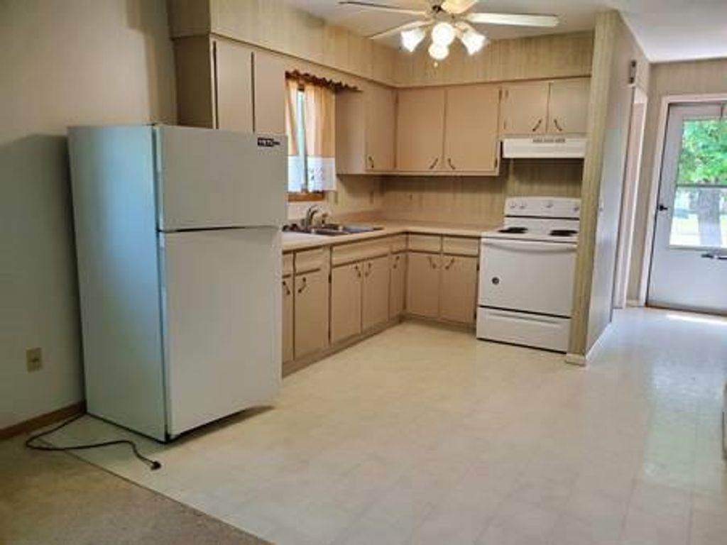 Photo of 376 4th Street E #11, Halstad, MN 56548 (MLS # 6826406)