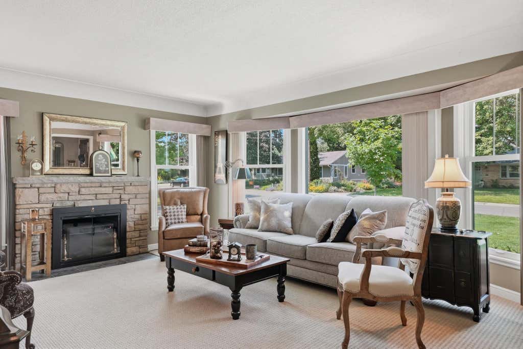 Photo of 5045 Oxford Avenue, Edina, MN 55436 (MLS # 7081369)