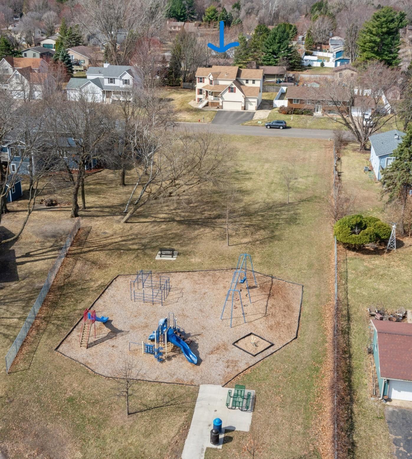 5335 Barry Lane