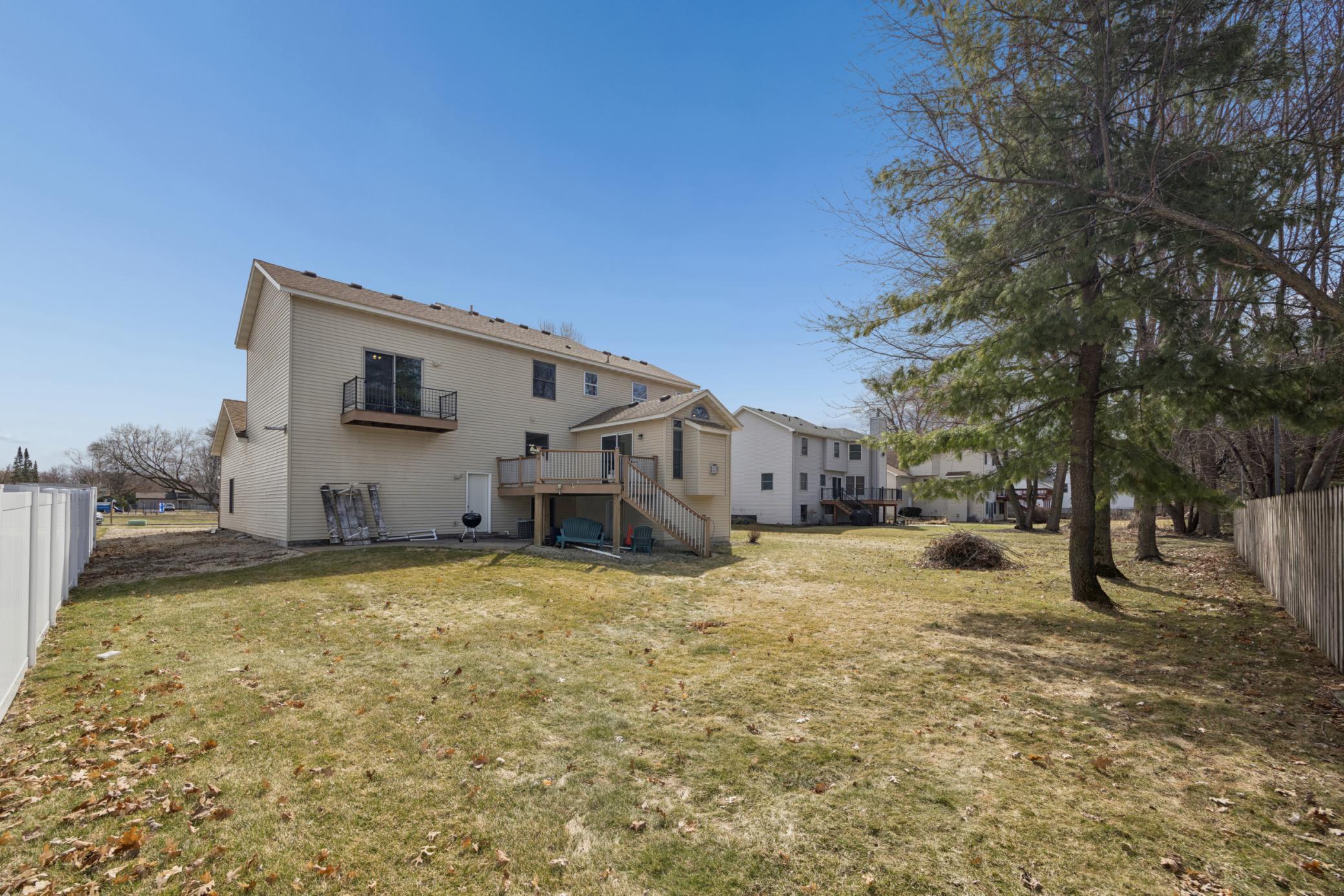 5335 Barry Lane