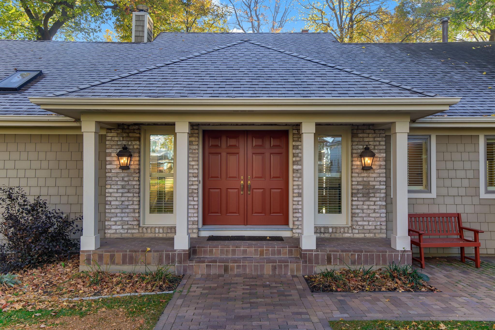 2648 Casco Point Road