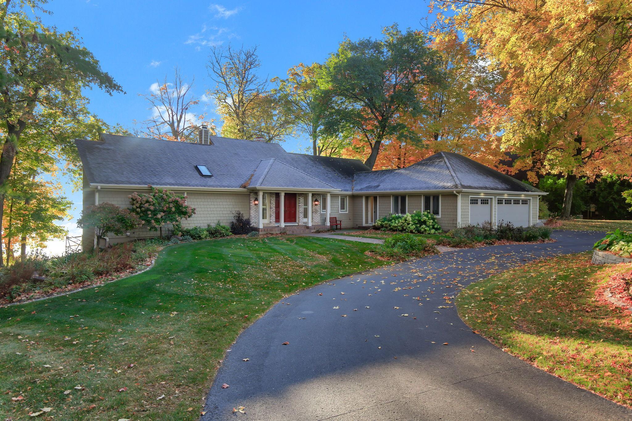 2648 Casco Point Road