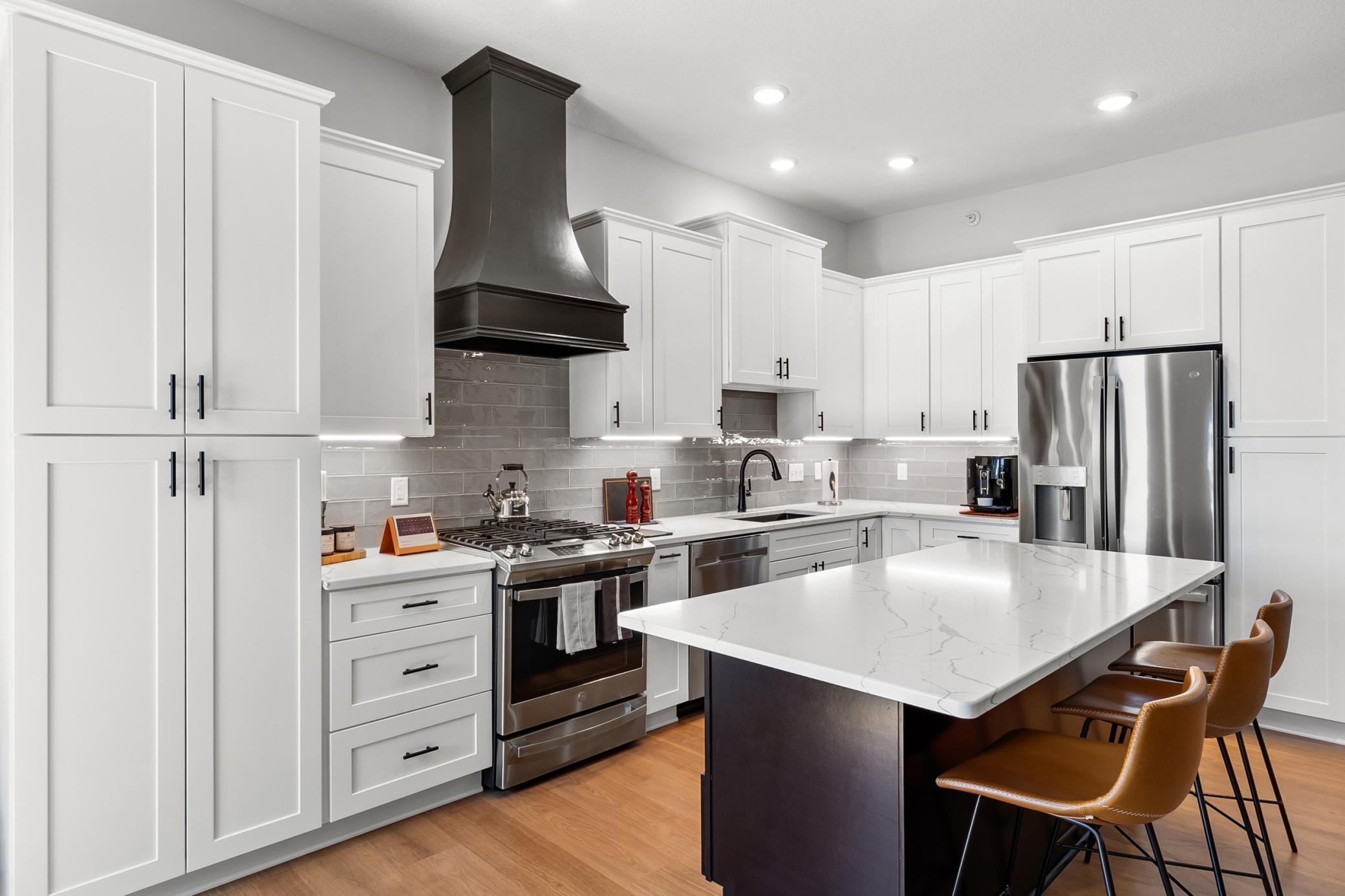 517 2nd Street 304