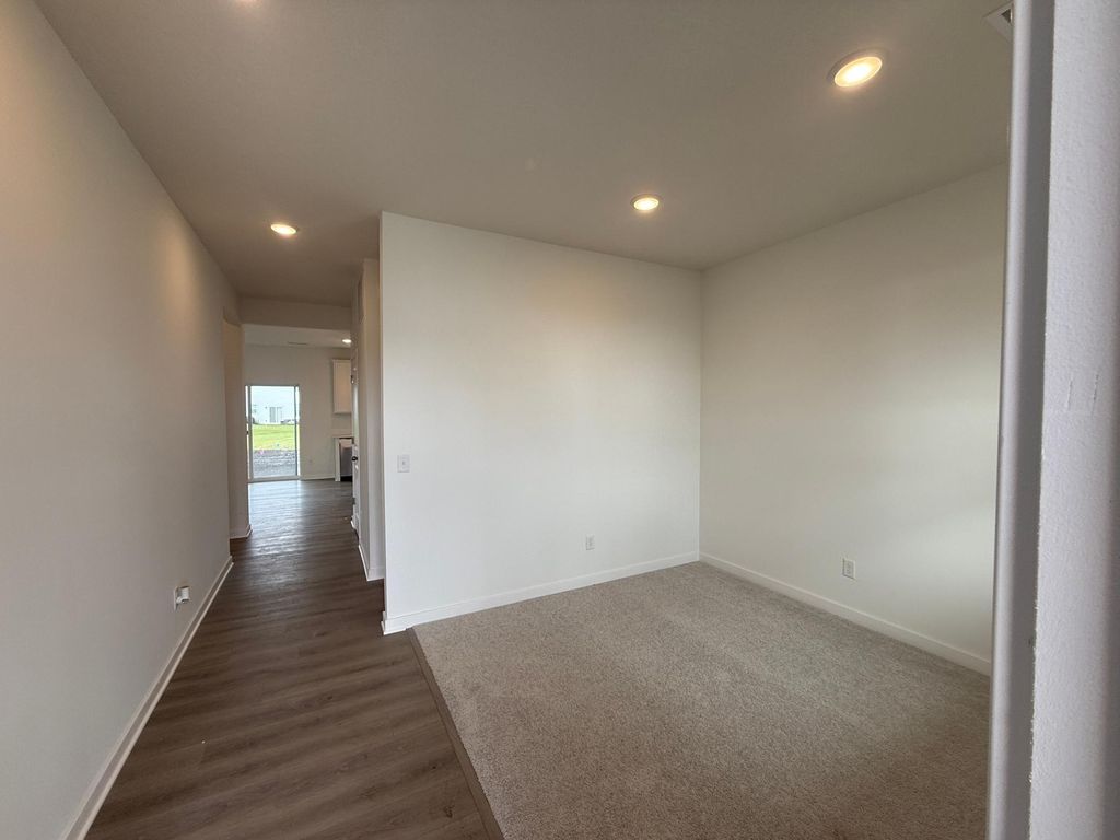 Photo of 15020 Athenry Bay, Rosemount, MN 55068 (MLS # 7028368)