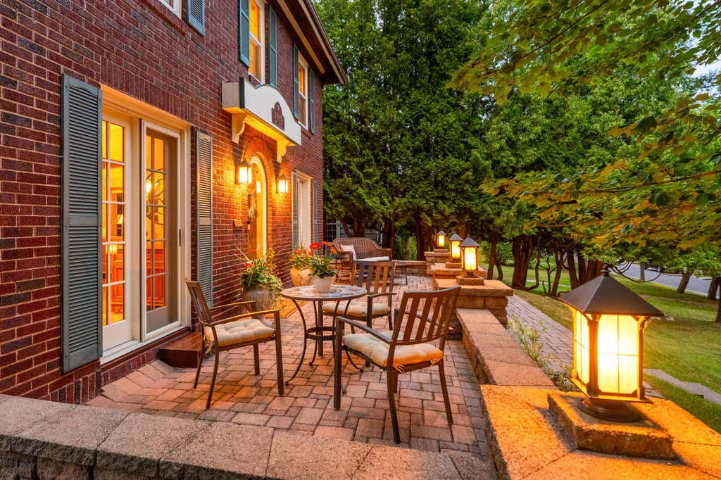 Photo of 2909 Greysolon Road, Duluth, MN 55812 (MLS # 7118281)