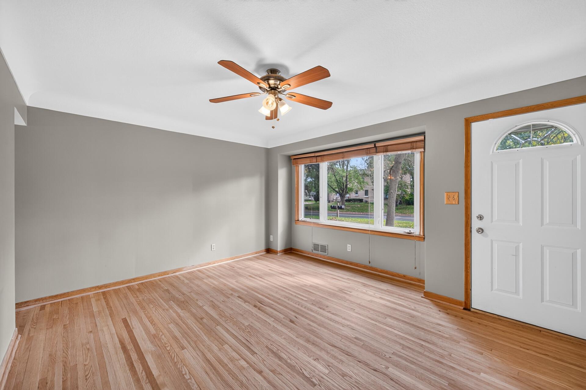 2431 Ridge Lane