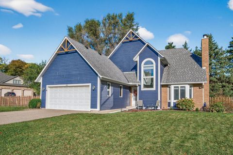 Photo of 383 Tessier Circle, Vadnais Heights, MN 55127 (MLS # 7029710)