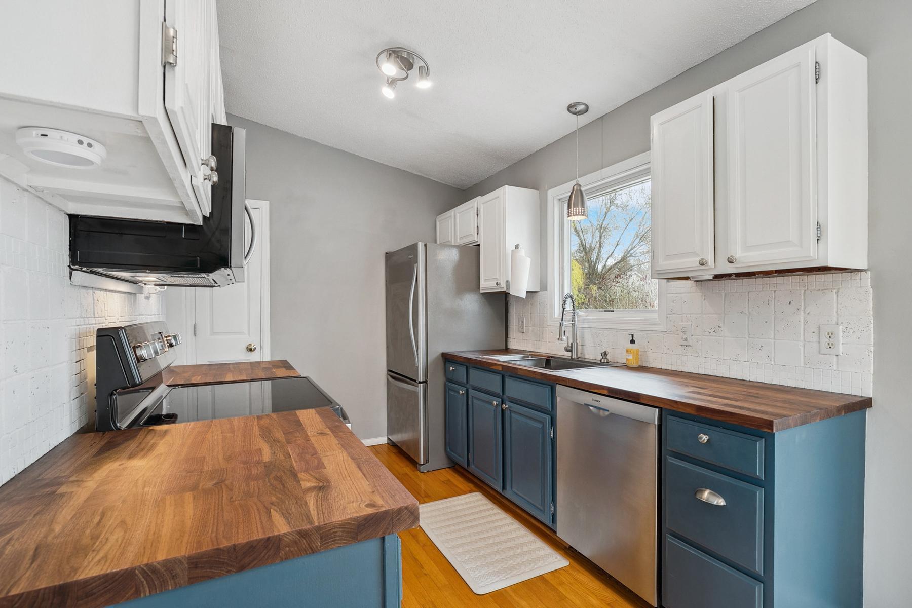 14115 Cedarwood Circle NE