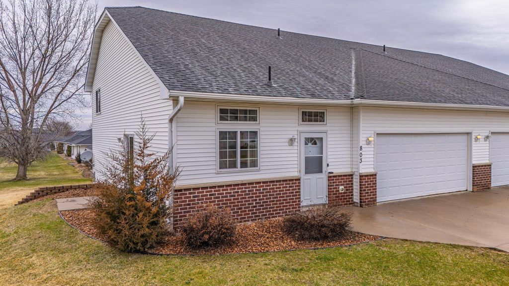 Photo of 803 1st Street NW, New Prague, MN 56071 (MLS # 7040065)