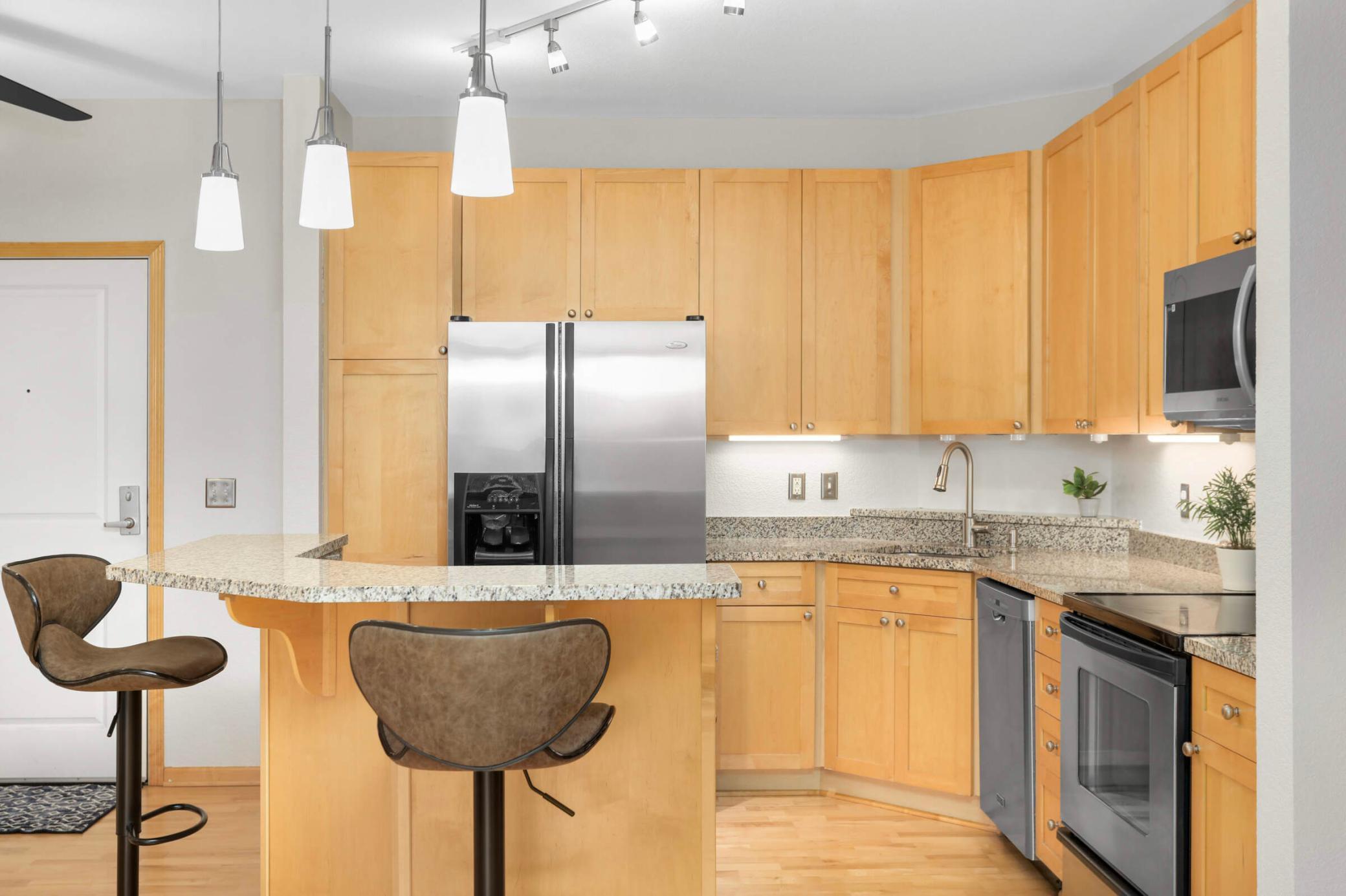 1800 Graham Avenue 334