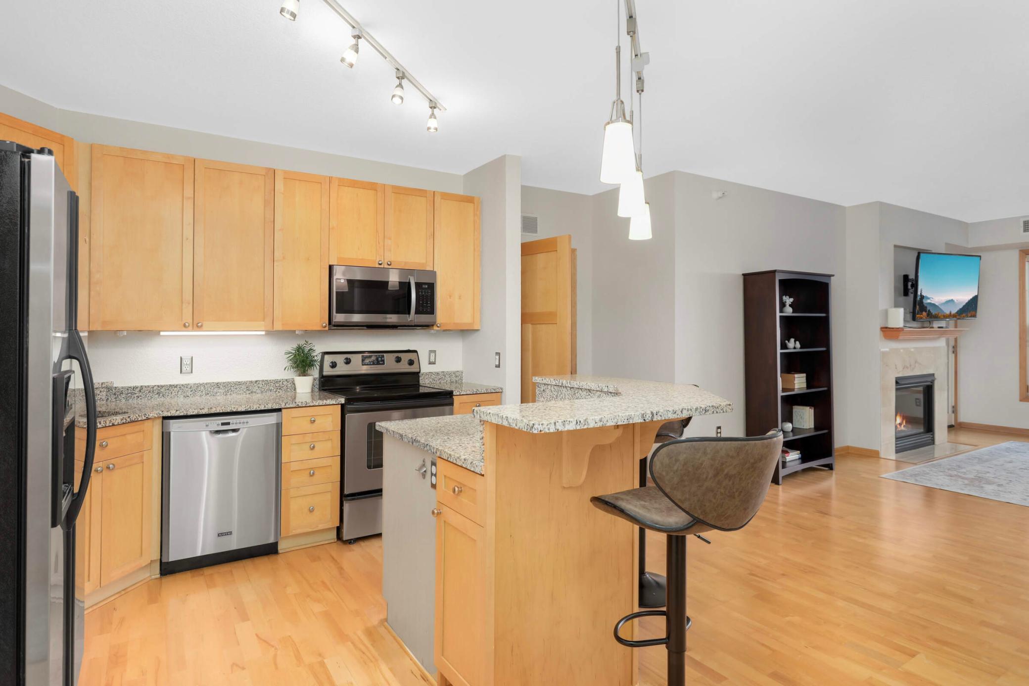 1800 Graham Avenue 334