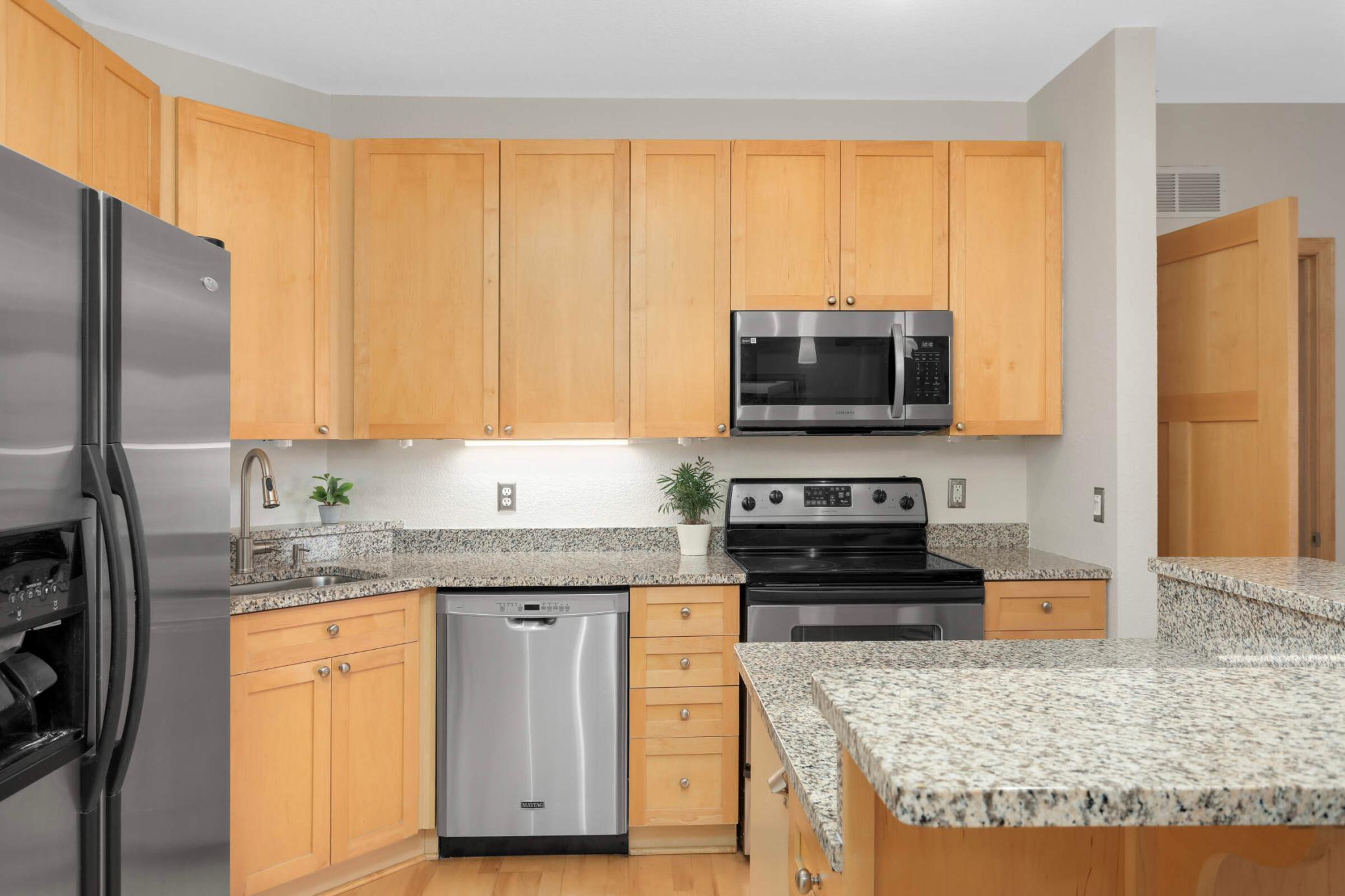 1800 Graham Avenue 334