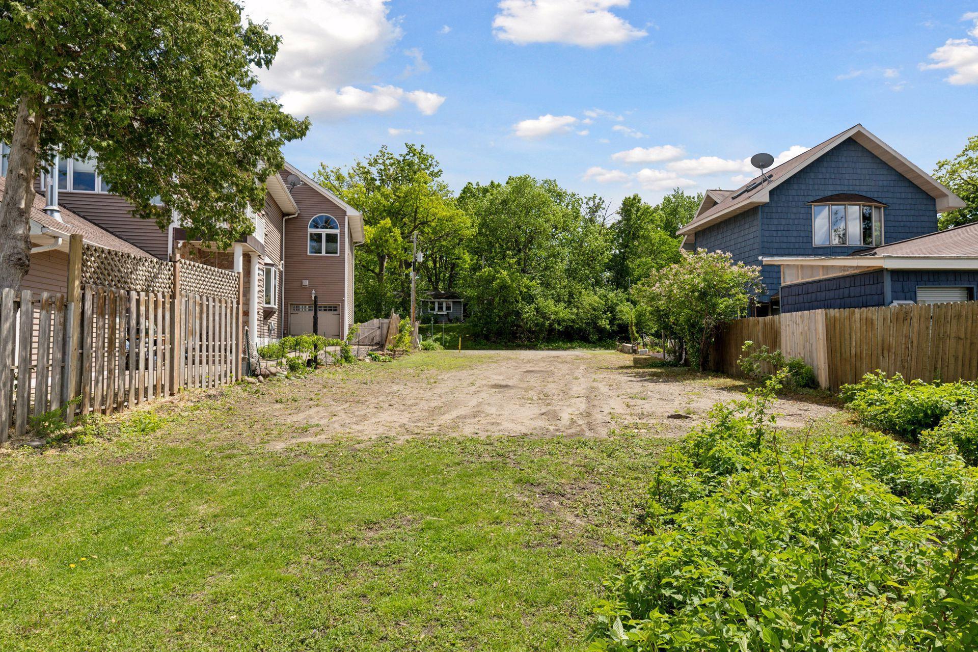 Maple Grove, Minnesota, 55369, United States, 4 Bedrooms Bedrooms, ,3 BathroomsBathrooms,Residential,Active,2028260
