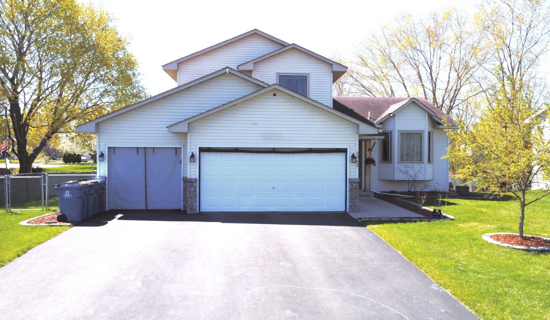 2062 122nd Avenue NW